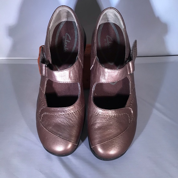 Clark’s Bronze size8.5 beautiful - Picture 2 of 7